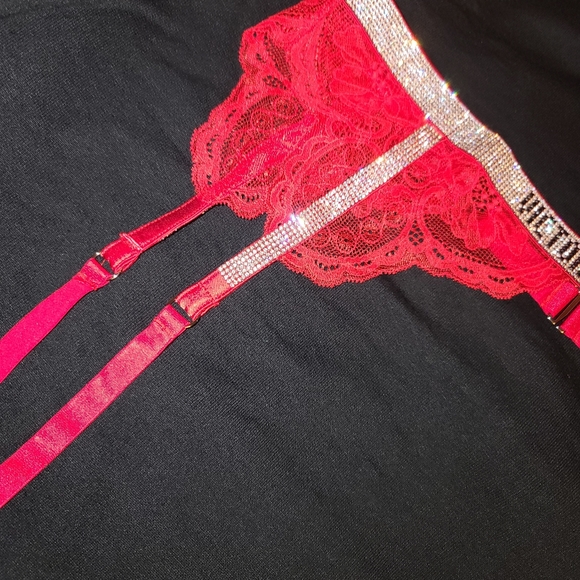 Victoria Secret - Picture 13 of 15